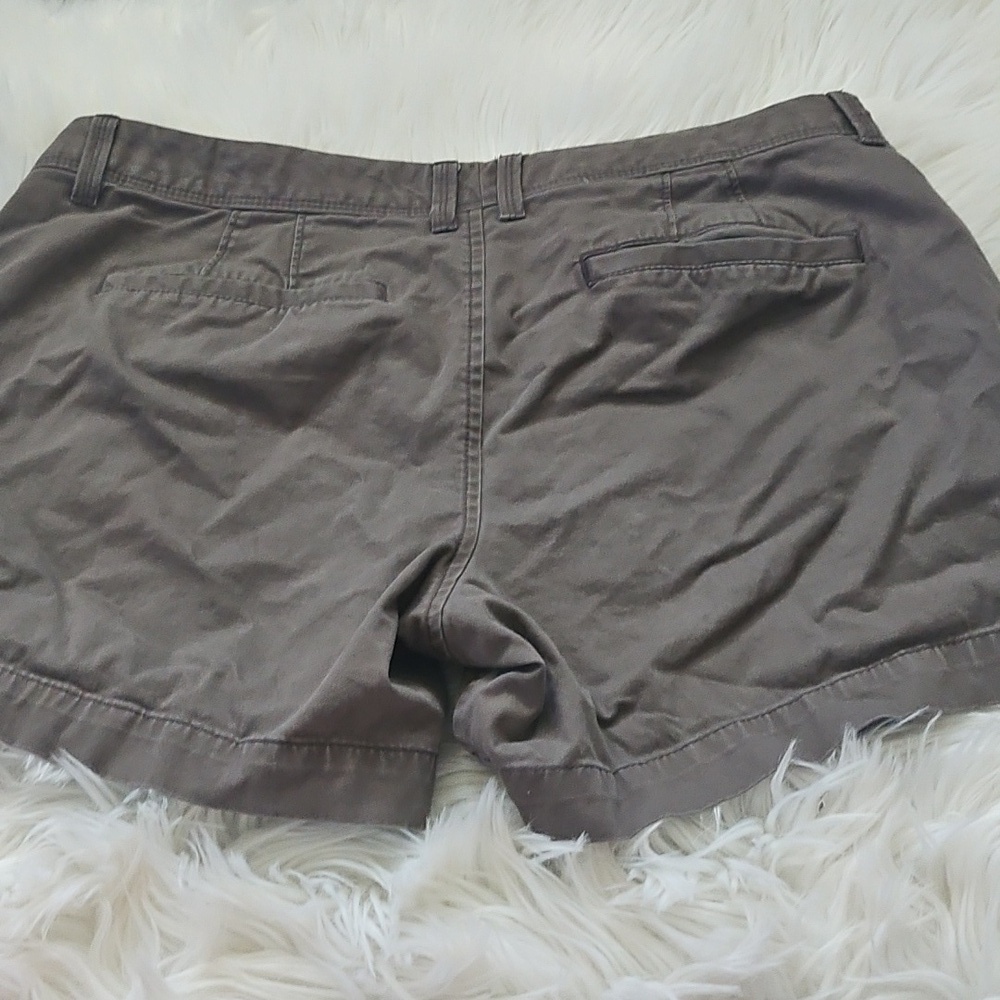 Old Navy Gray/Brown Shorts with 5" Inseam - Picture 3 of 8